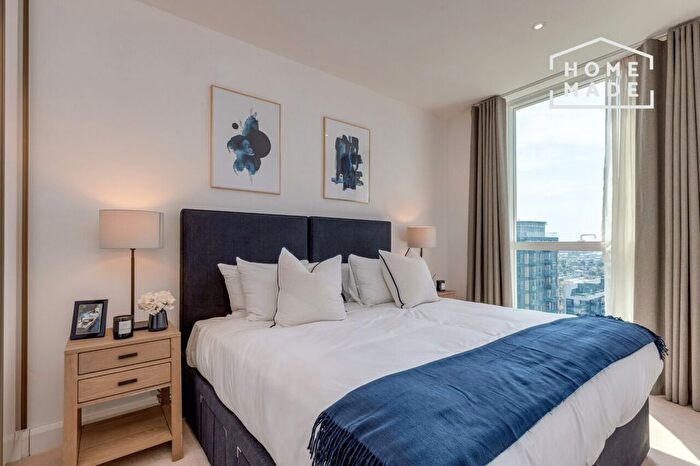 1 Bedroom Flat To Rent In Ostro Tower, Canary Wharf, E14