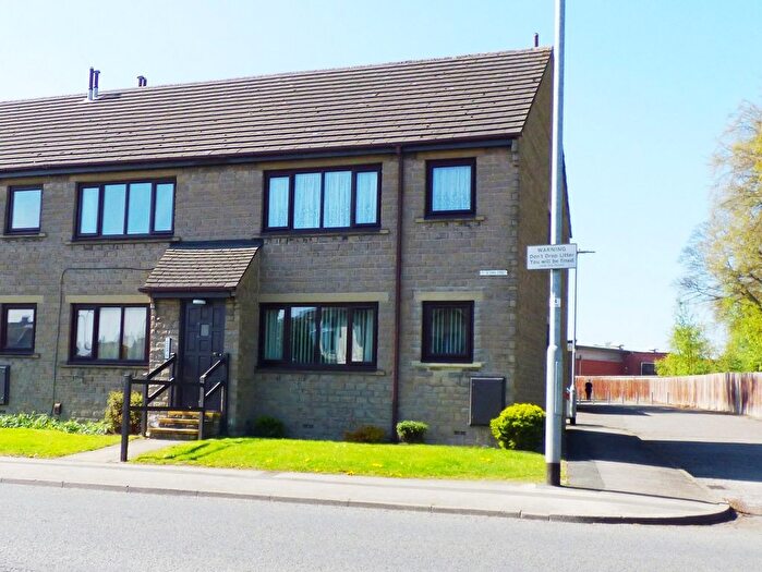2 Bedroom Flat For Sale In Lower Town Street, Leeds, LS13