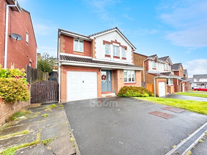 5 Bedroom Detached House For Sale In Glen Court, Dalry, KA24