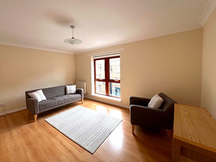 2 Bedroom Flat To Rent In St Stephen Street, Stockbridge, Edinburgh, EH3