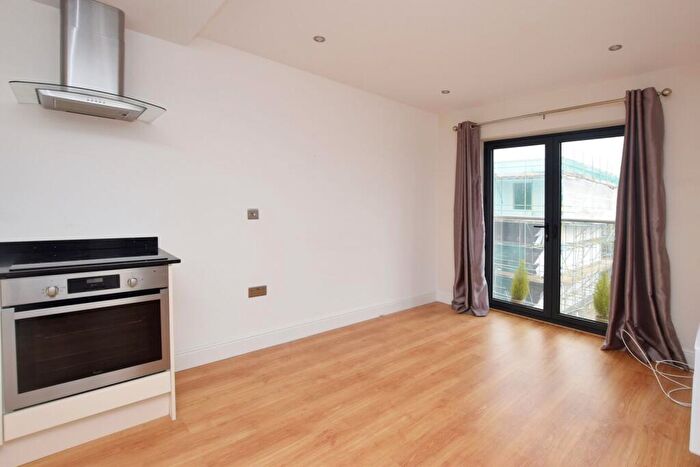1 Bedroom Flat To Rent In Waterhouse Street, , Hemel Hempstead, HP1