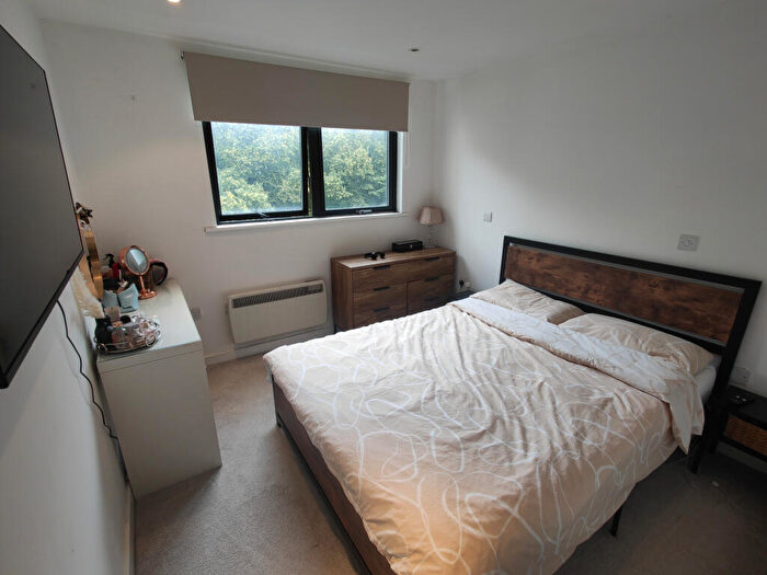 2 Bedroom Apartment To Rent In The Zenith Building, LE1