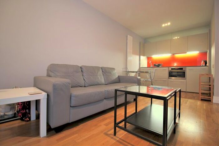 1 Bedroom Flat To Rent In The Bar, Shires Lane, Highcross, Leicester, LE1