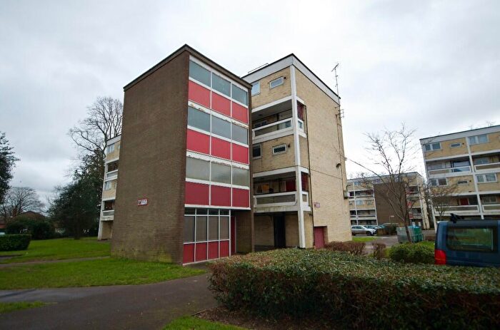 2 Bedroom Maisonette To Rent In Wavell Road, Southampton, Hampshire, SO18