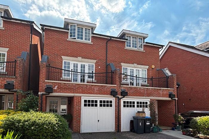 3 Bedroom Semi-Detached House To Rent In Brackendale Close, Englefield Green, Egham, Surrey, TW20