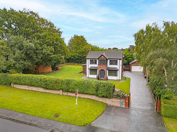 5 Bedroom Detached House For Sale In Birchley Road, Billinge, WN5