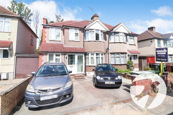 4 Bedroom Semi-Detached House For Sale In Lower Road, Erith, DA8