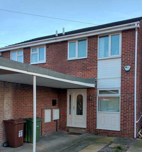 2 Bedroom End Of Terrace House To Rent In Lincoln Street, Wakefield, West Yorkshire, WF2