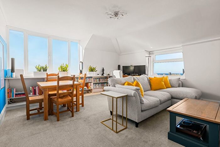 3 Bedroom Flat For Sale In New Steine Mansions, Devonshire Place, Brighton, BN2