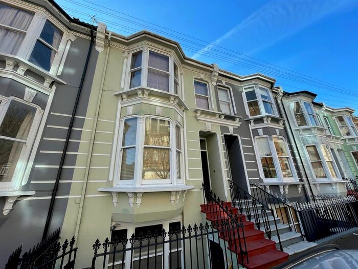 1 Bedroom Flat To Rent In Sudeley Terrace, Brighton BN2