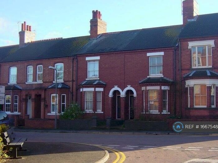 1 Bedroom Flat To Rent In Wolverton, Milton Keynes, MK12