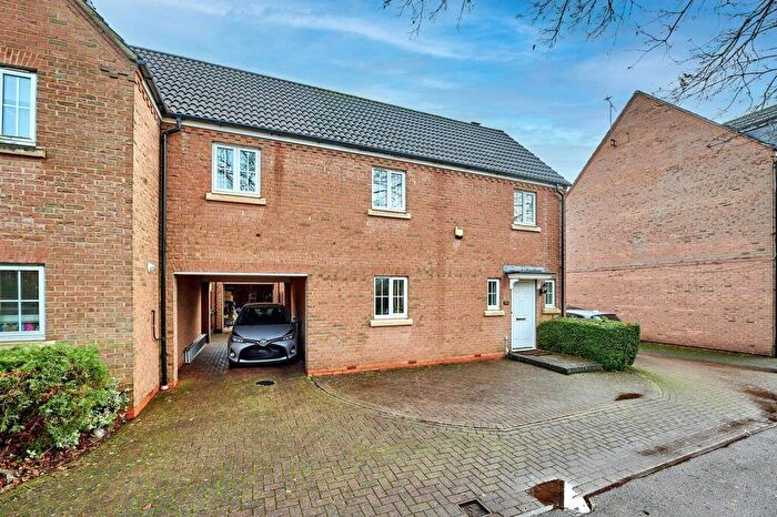 3 Bedroom Link Detached House For Sale In Bishop's Stortford, CM23