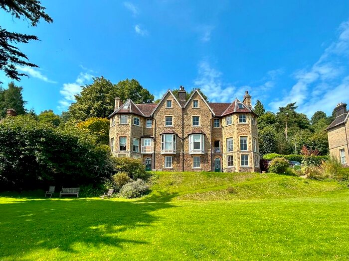 2 Bedroom Flat To Rent In Leamington Court, Wells Road, Malvern, WR14