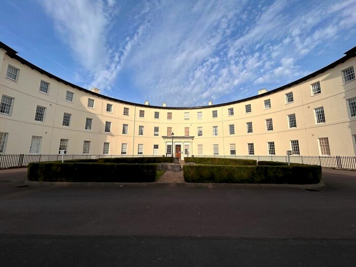 2 Bedroom Flat To Rent In The Crescent, Gloucester, GL1