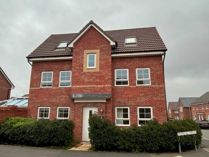 4 Bedroom Property To Rent In Worcester Gardens, Bourne, PE10