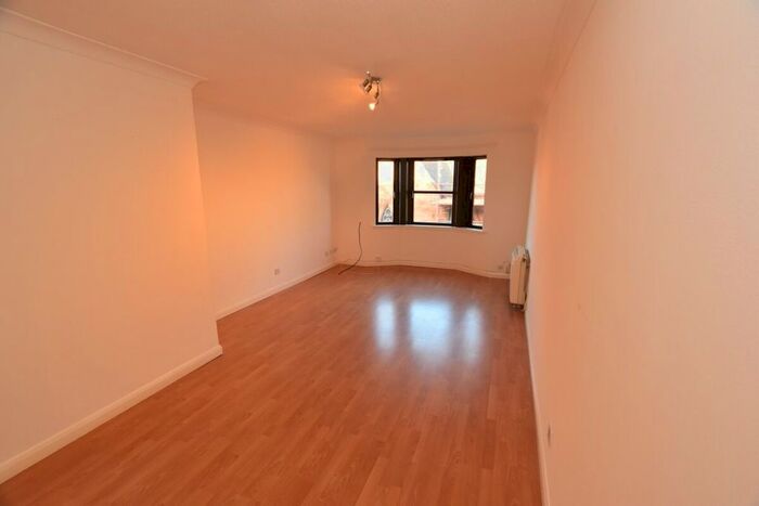 2 Bedroom Flat To Rent In Wellbank Place, Uddingston, Glasgow G71