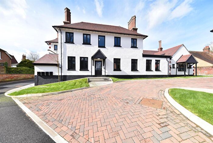 1 Bedroom Flat To Rent In Bell Mews, Codicote, Hitchin, SG4