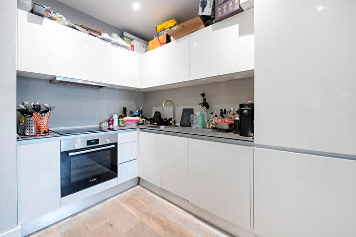 Studio To Rent In Central House, Parkway, Chelmsford, CM2