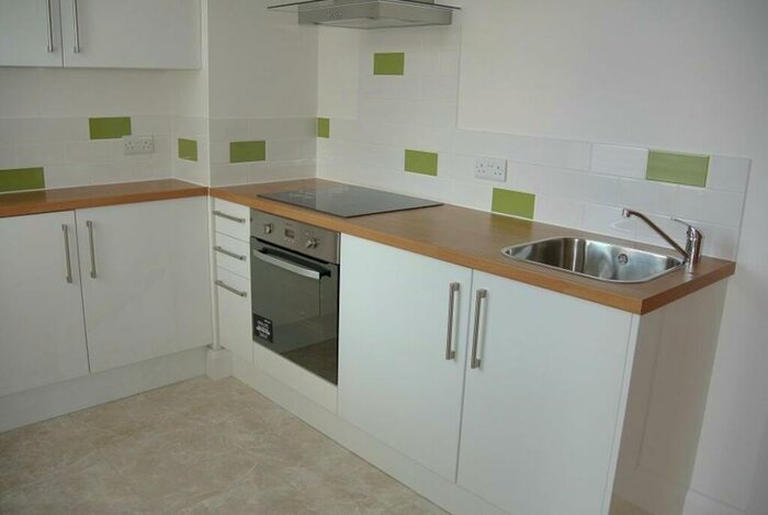 Studio To Rent In Portland Road, Hove, BN3