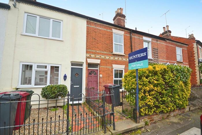 4 Bedroom Terraced House For Sale In Cardigan Road, Reading, RG1