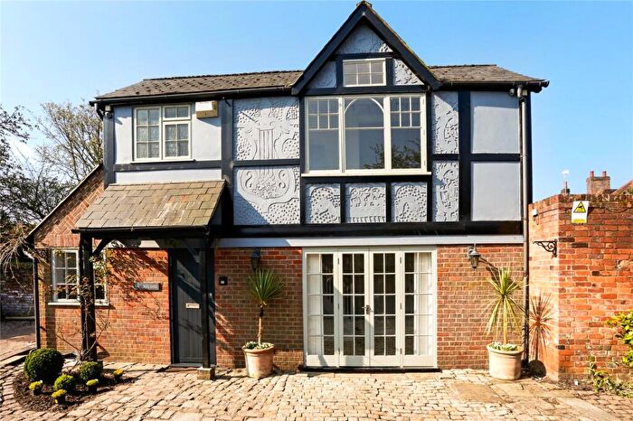 1 Bedroom Detached House To Rent In West Street, Marlow, SL7