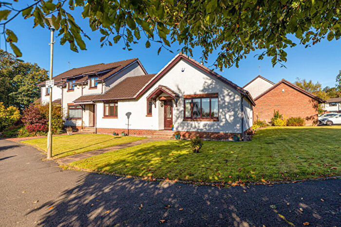 3 Bedroom House To Rent In Finlay Rise, Milngavie, G62