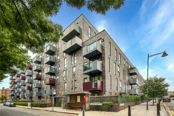 2 Bedroom Flat To Rent In Bovet Court, Harford Street, London, E1