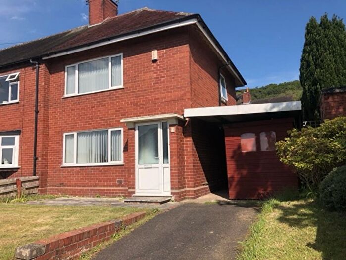 2 Bedroom End Of Terrace House For Sale In Kings Drive, Frodsham, WA6