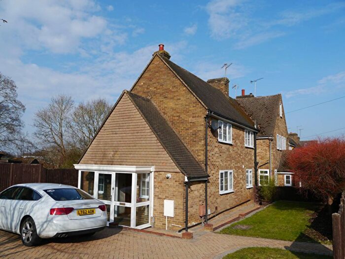 3 Bedroom End Of Terrace House To Rent In Lockley Crescent, Hatfield, AL10