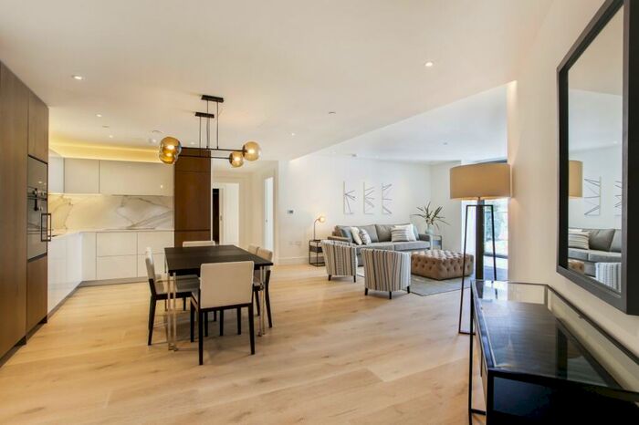 2 Bedroom Apartment To Rent In Lighterman Towers, Harbour Avenue, London, SW10