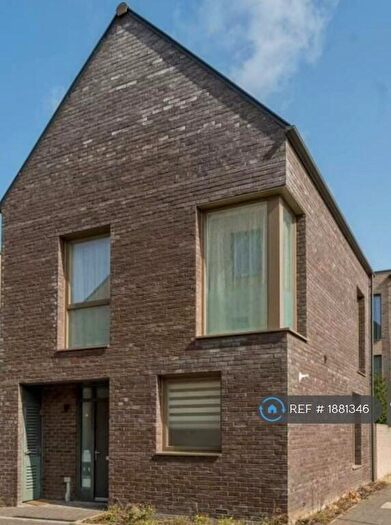 2 Bedroom Detached House To Rent In Bluebell Mews, Headington, Oxford, OX3