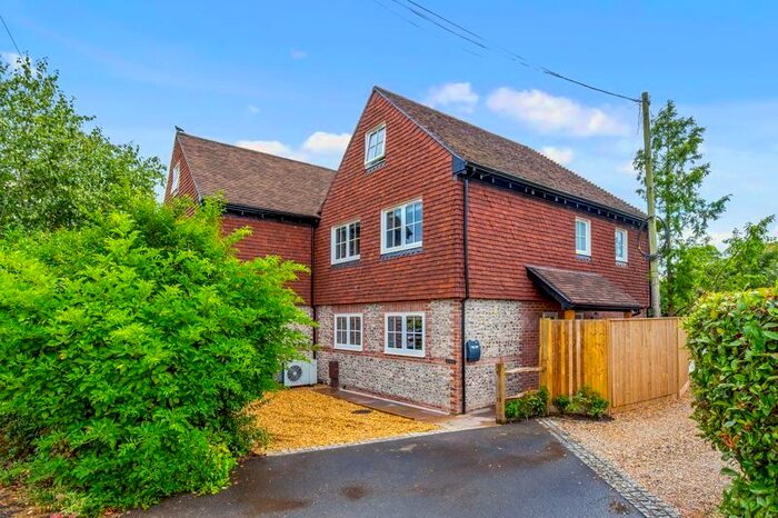4 Bedroom Semi-Detached House For Sale In Common Road, Funtington, Chichester, PO18