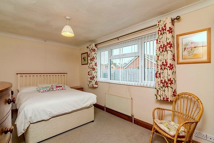 2 Bedroom Bungalow For Sale In Kells Way, Geldeston, Beccles, Norfolk, NR34