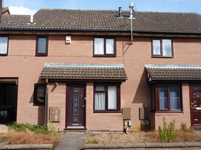 2 Bedroom Cluster House For Sale In Hurst Grove, Bedford, MK40