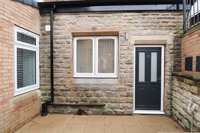 1 Bedroom Flat To Rent In Chapeltown, Pudsey, West Yorkshire, LS28