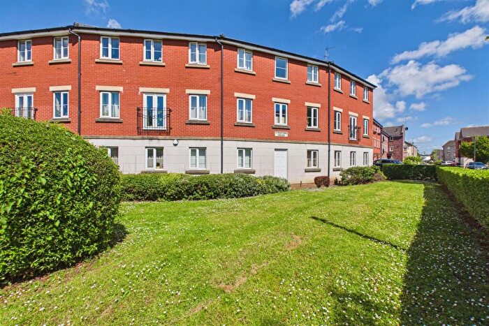 2 Bedroom Flat For Sale In Filton Avenue, Horfield, BS7