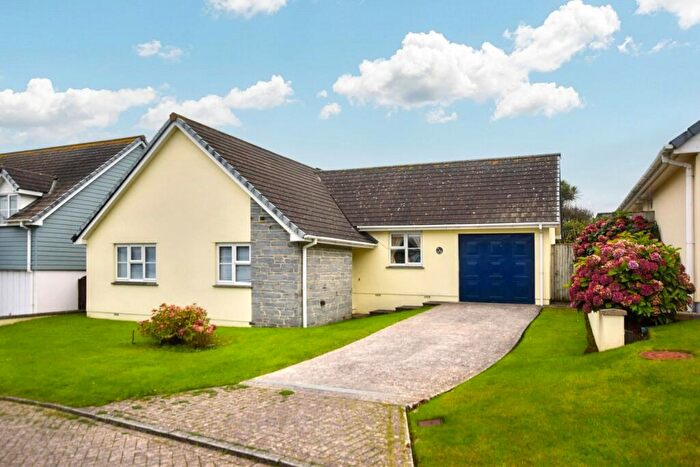 3 Bedroom Bungalow To Rent In Lynstone, Bude, EX23