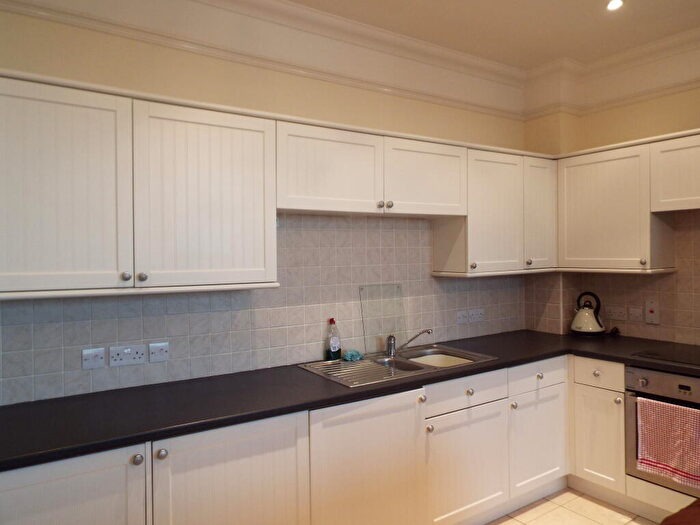 1 Bedroom Apartment To Rent In Buckland Road, Maidstone, ME16