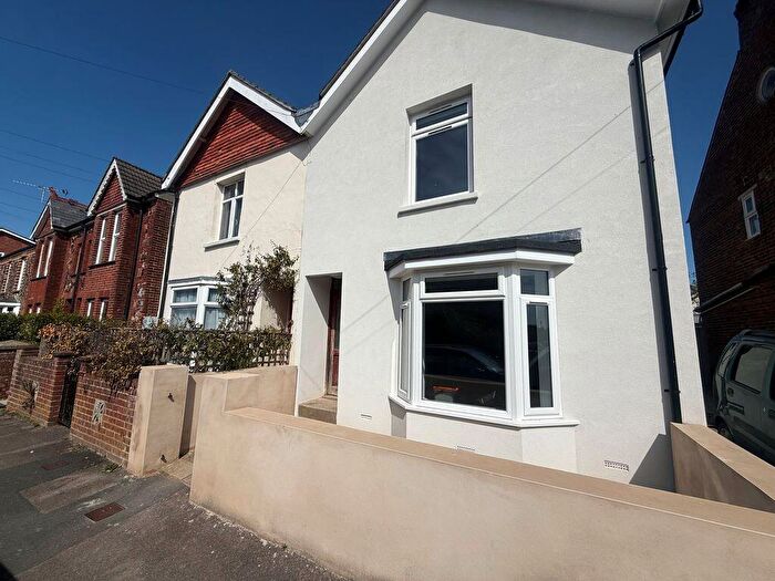 Studio To Rent In Adelaide Road, Chichester, PO19