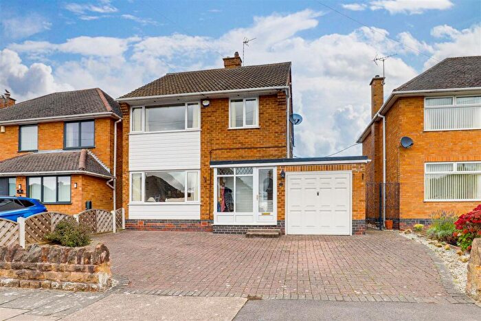 3 Bedroom Detached House For Sale In Petworth Avenue, Toton, Nottinghamshire, NG9