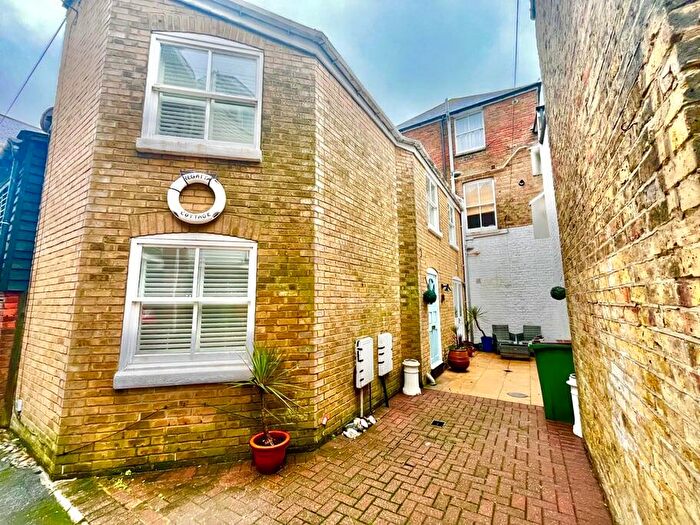 2 Bedroom End Of Terrace House For Sale In Gough Road, Near Folkestone, CT20