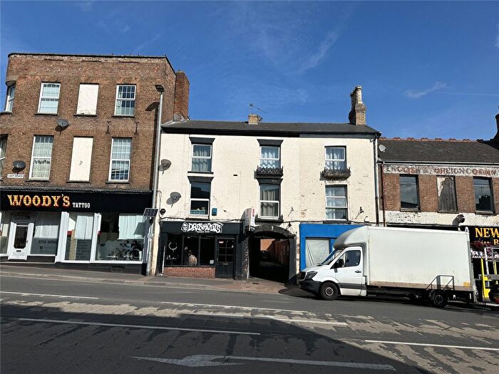 2 Bedroom Flat To Rent In East Reach, Taunton, Somerset, TA1