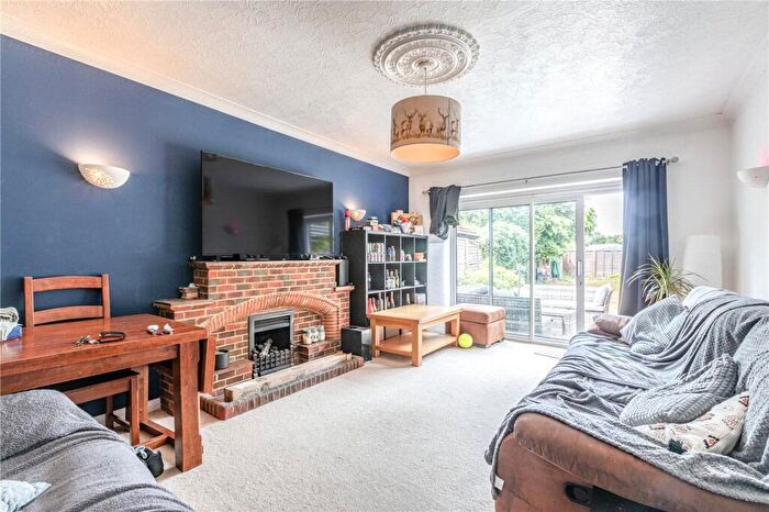 2 Bedroom Bungalow For Sale In Sanway Road, Byfleet, West Byfleet, Surrey, KT14