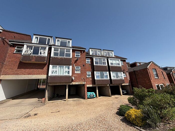 1 Bedroom Flat For Sale In Campbell Road, Salisbury, SP1