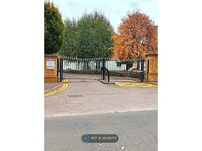 1 Bedroom Flat To Rent In New Barnet, Barnet, EN4