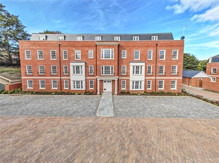 2 Bedroom Apartment For Sale In Abbots Gate, Laundry Lane, Bury St Edmunds, Suffolk, IP33