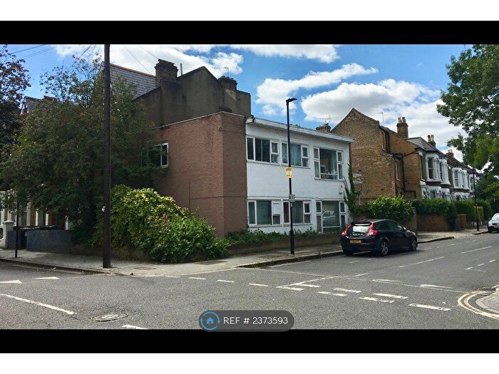 2 Bedroom Flat To Rent In Bonham Road, London, SW2