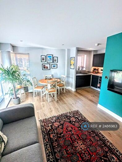 2 Bedroom Flat To Rent In Matilda Gardens, London, E3