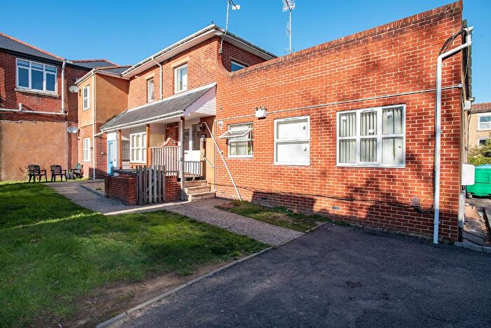 1 Bedroom Flat To Rent In Obelisk Road, Southampton, SO19