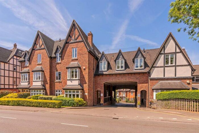 2 Bedroom Apartment To Rent In Kenilworth House, Dorridge, B93